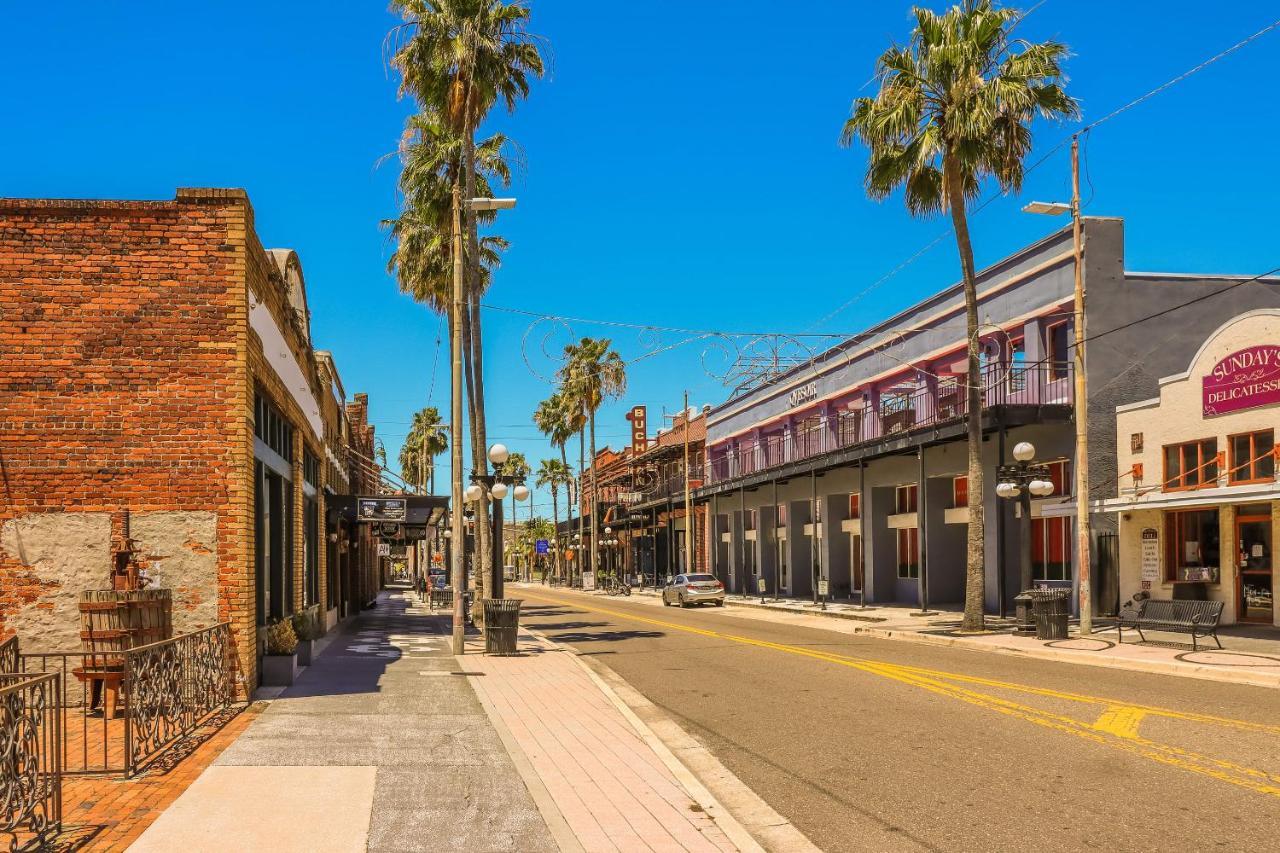 Frontdesk 1910 E 7Th Ave Apts Historic Ybor Tampa Apartment Екстериор снимка